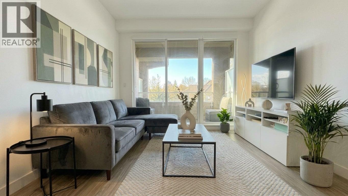 322 7133 14TH Avenue - main photo