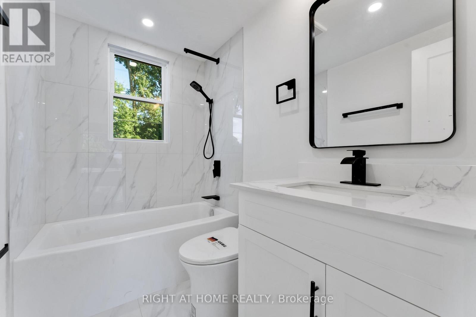 2700 PRISCILLA STREET - 10