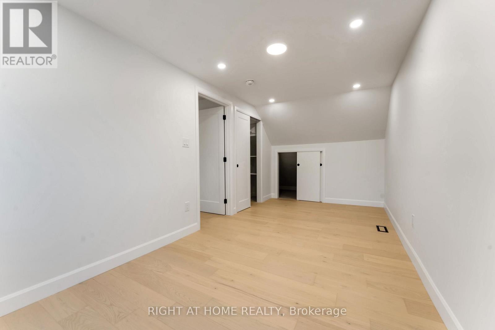 2700 PRISCILLA STREET - 25