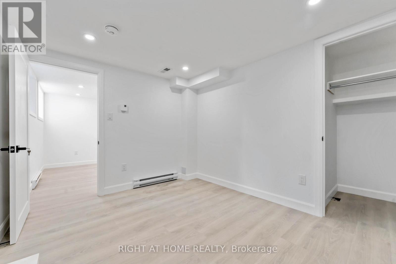 2700 PRISCILLA STREET - 34