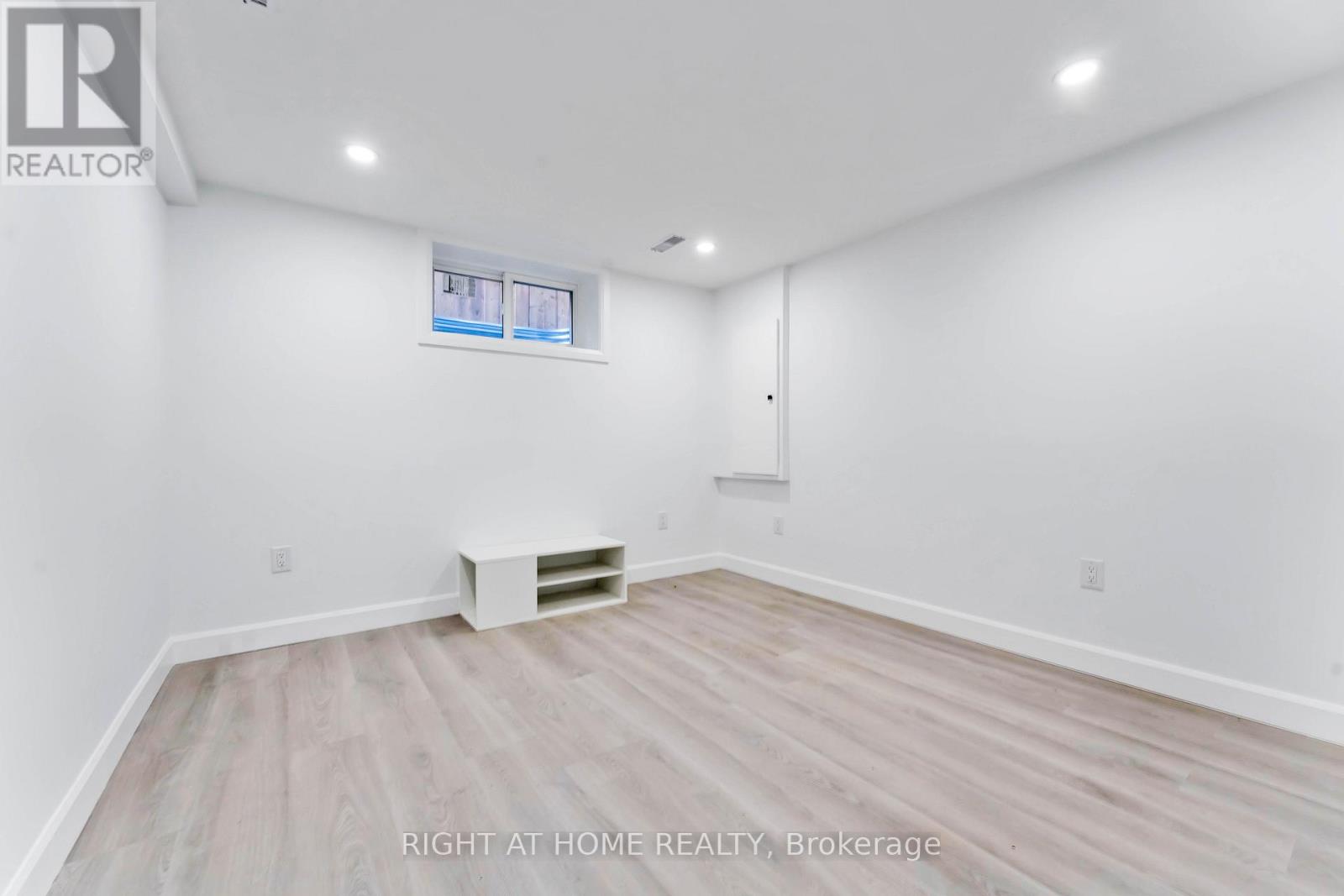 2700 PRISCILLA STREET - 35