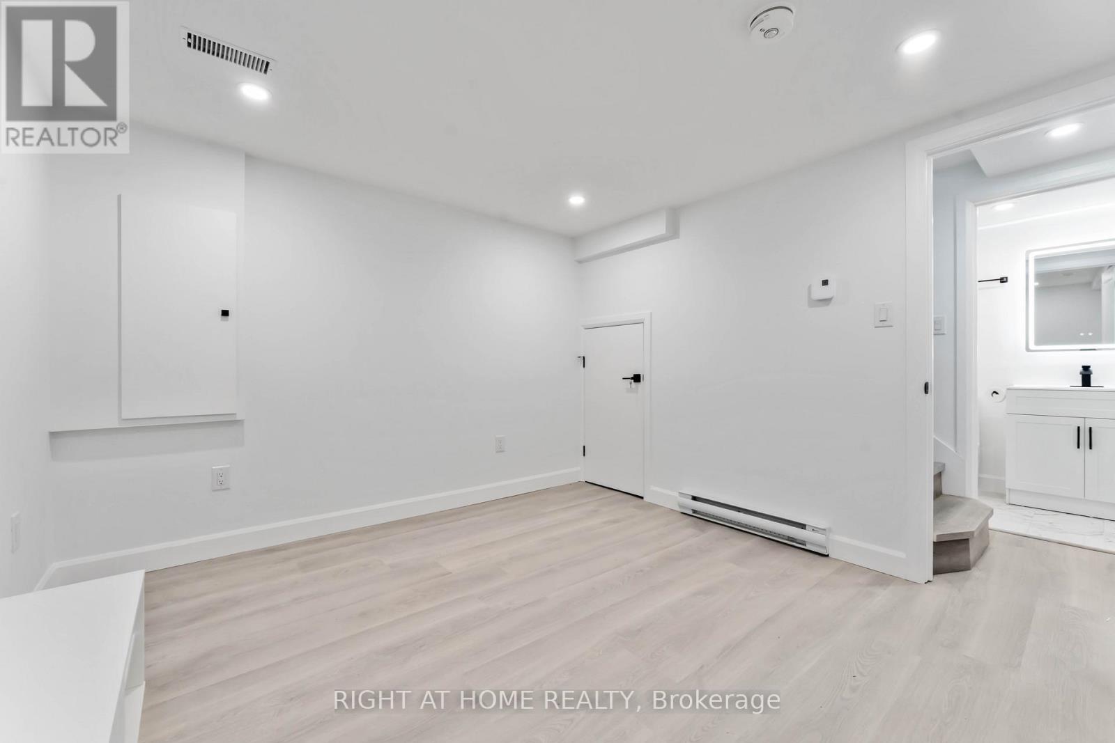 2700 PRISCILLA STREET - 36