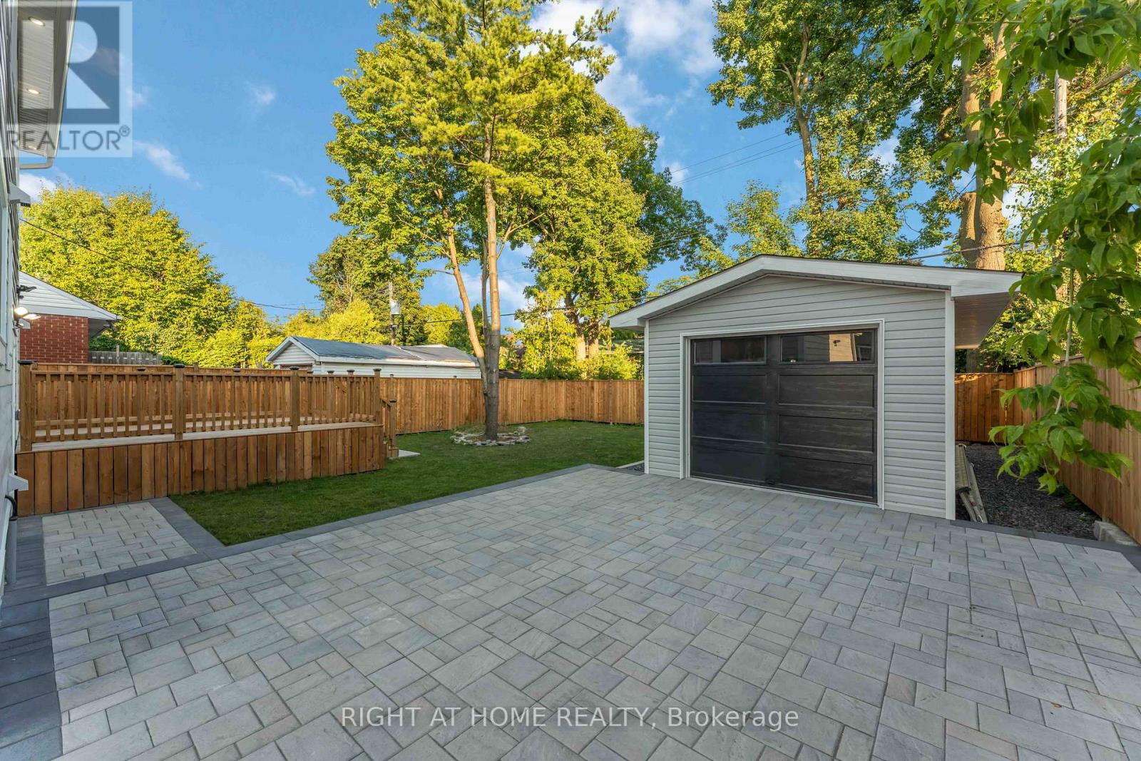 2700 PRISCILLA STREET - 46