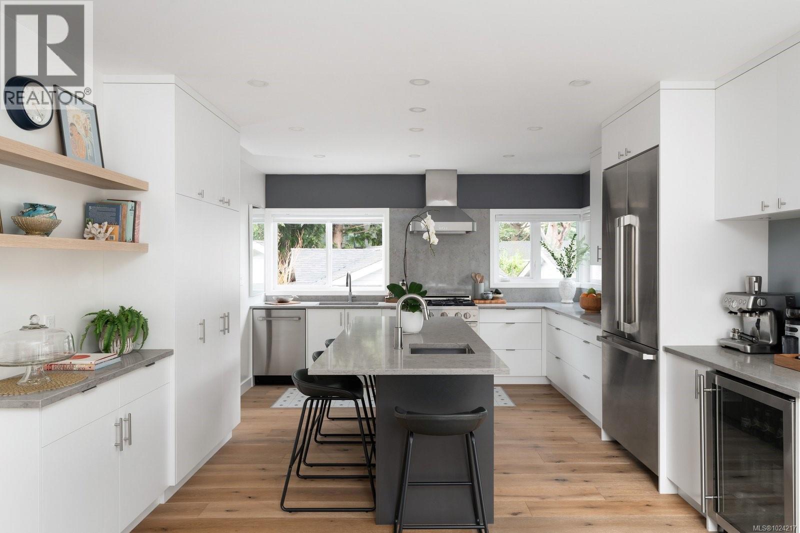  1980 Fairfield Road, Victoria