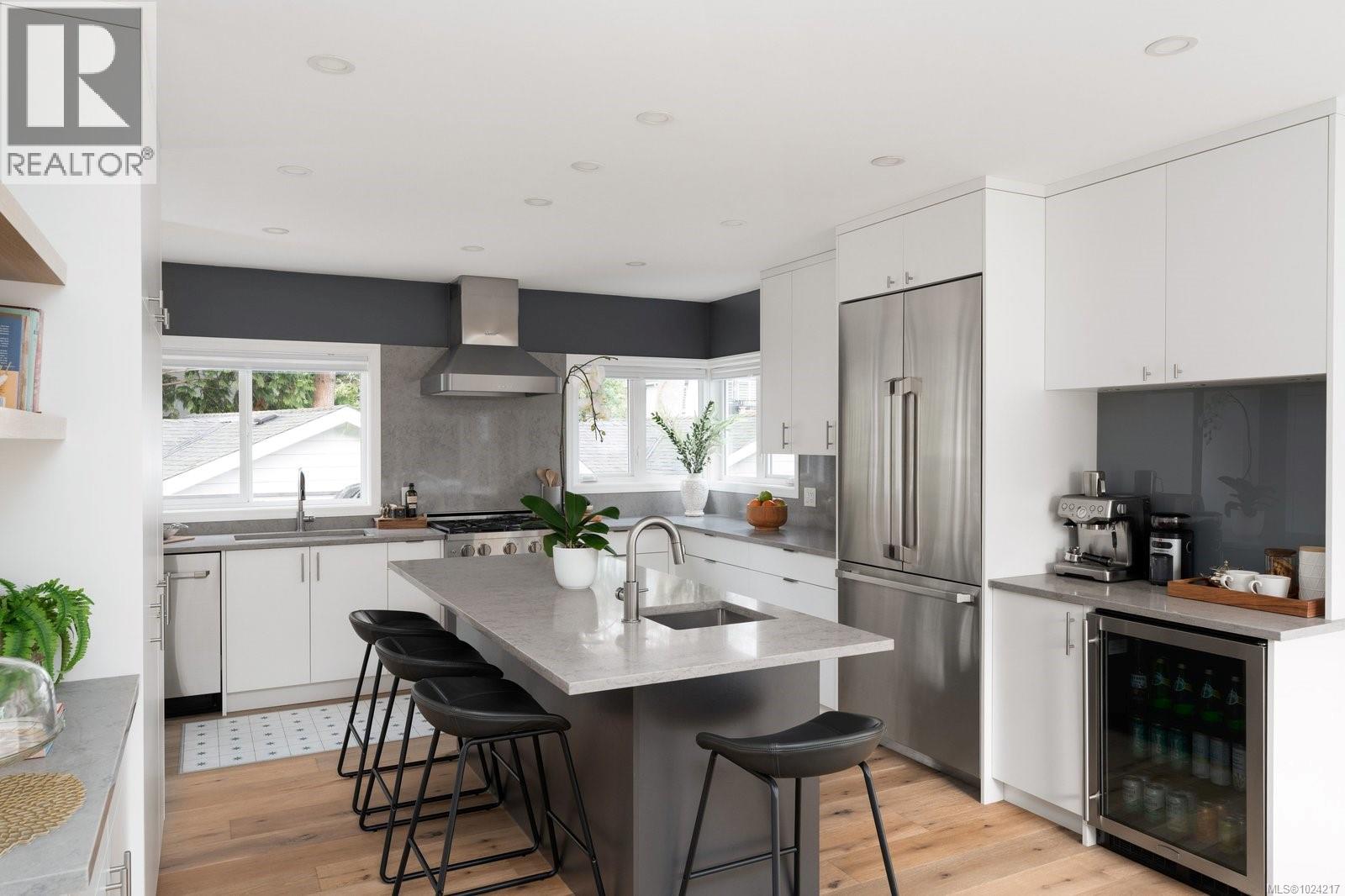  1980 Fairfield Road, Victoria