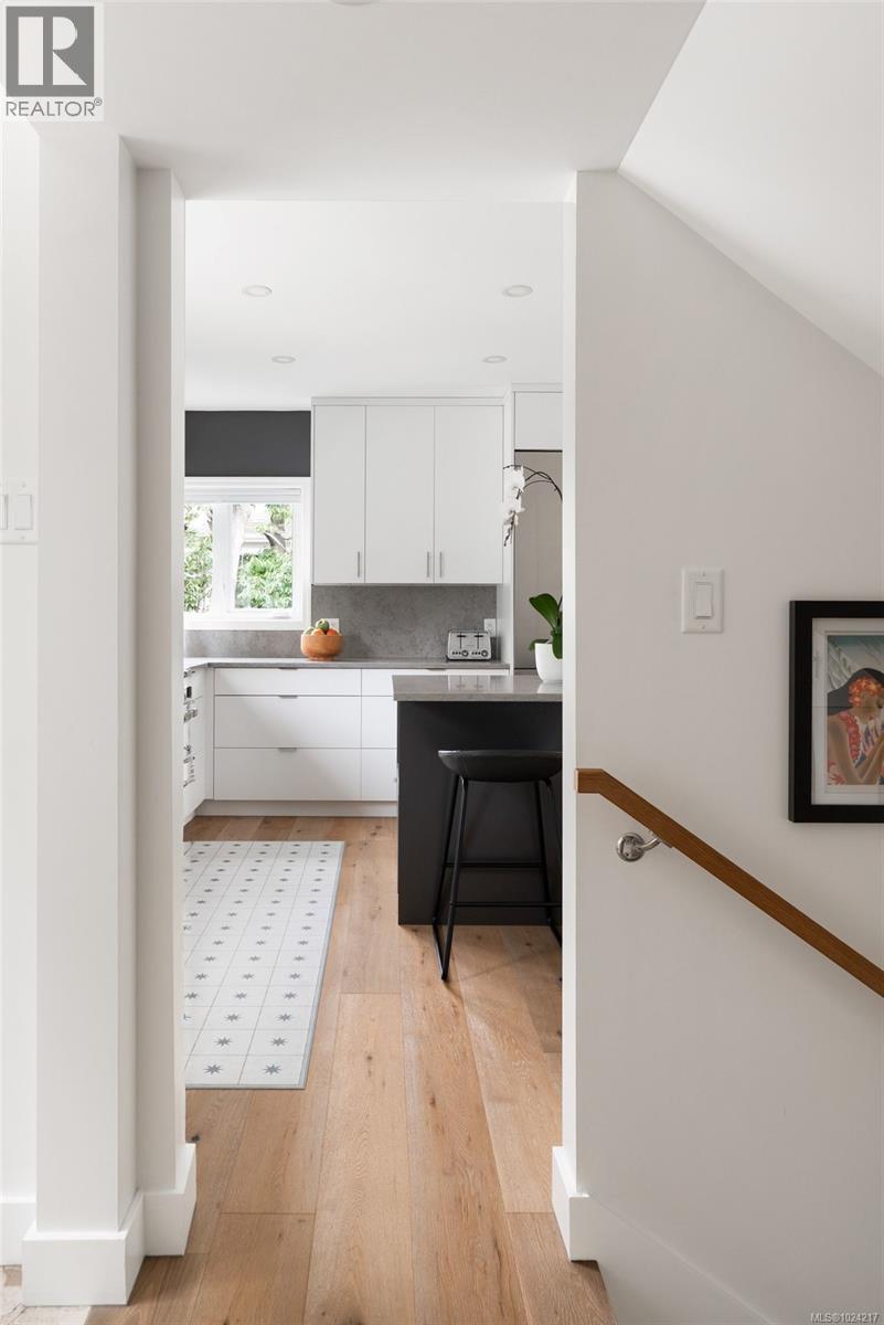  1980 Fairfield Road, Victoria