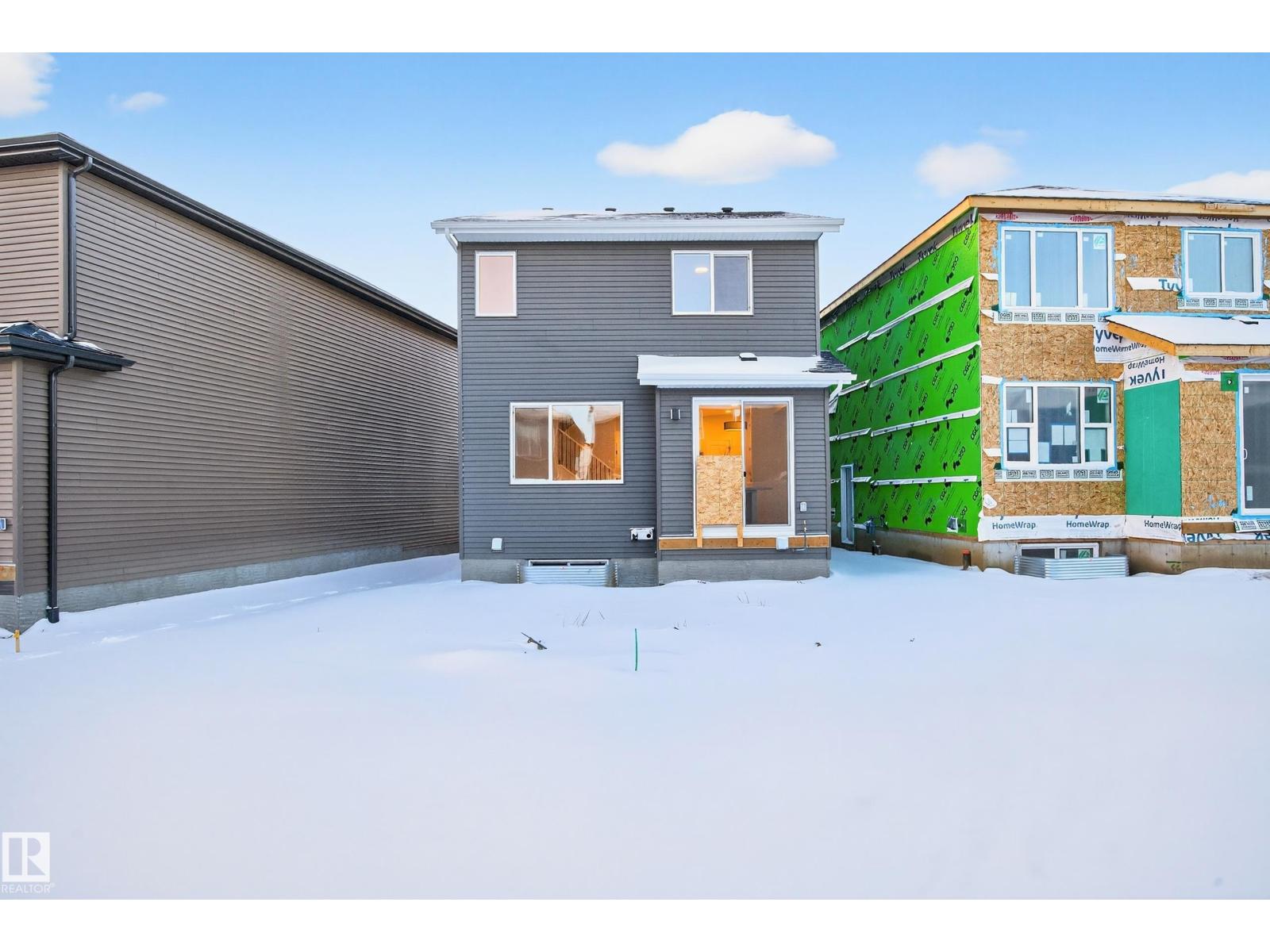8019 228 ST NW - 47