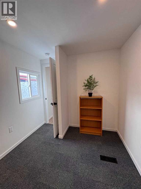 6834 59 Avenue #712, Red Deer