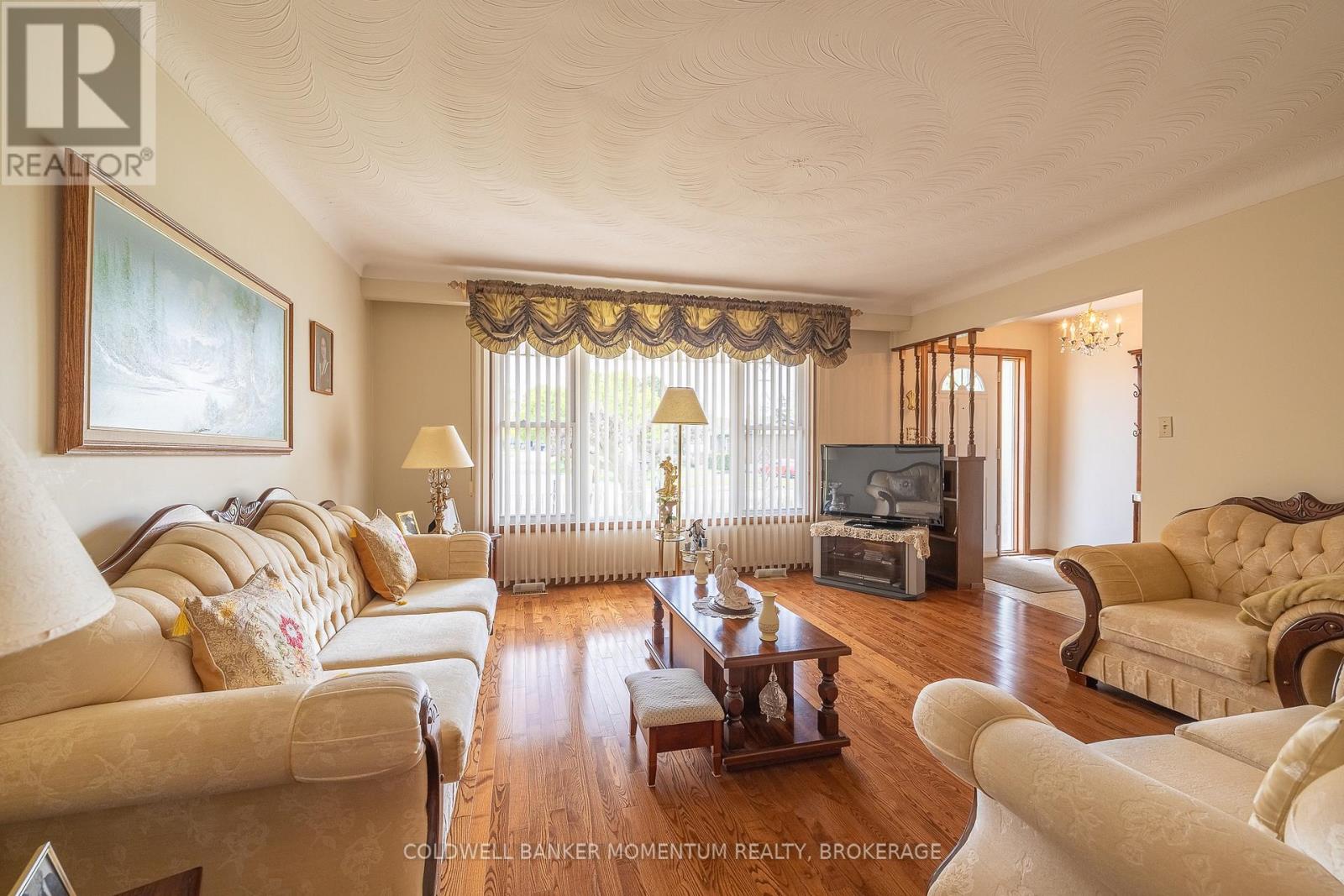 4177 BROOKDALE DRIVE - 11