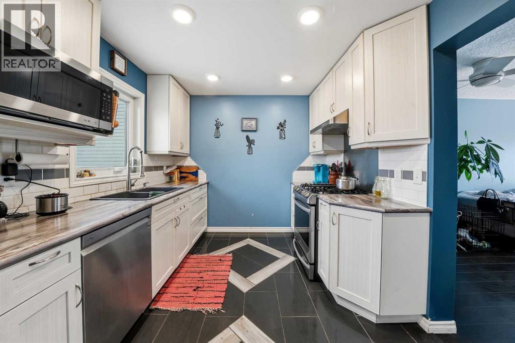 4707 44 Street, Sylvan Lake