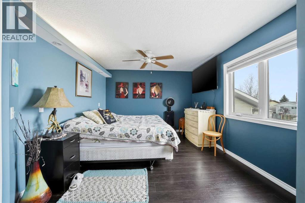 4707 44 Street, Sylvan Lake