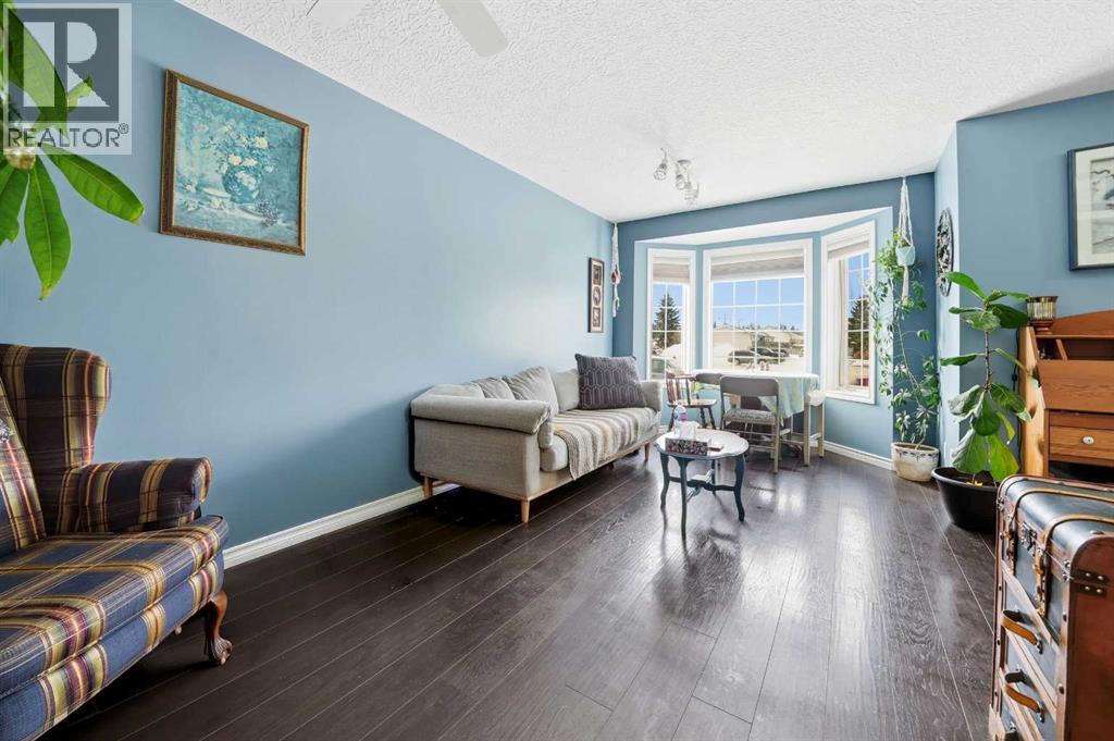 4707 44 Street, Sylvan Lake