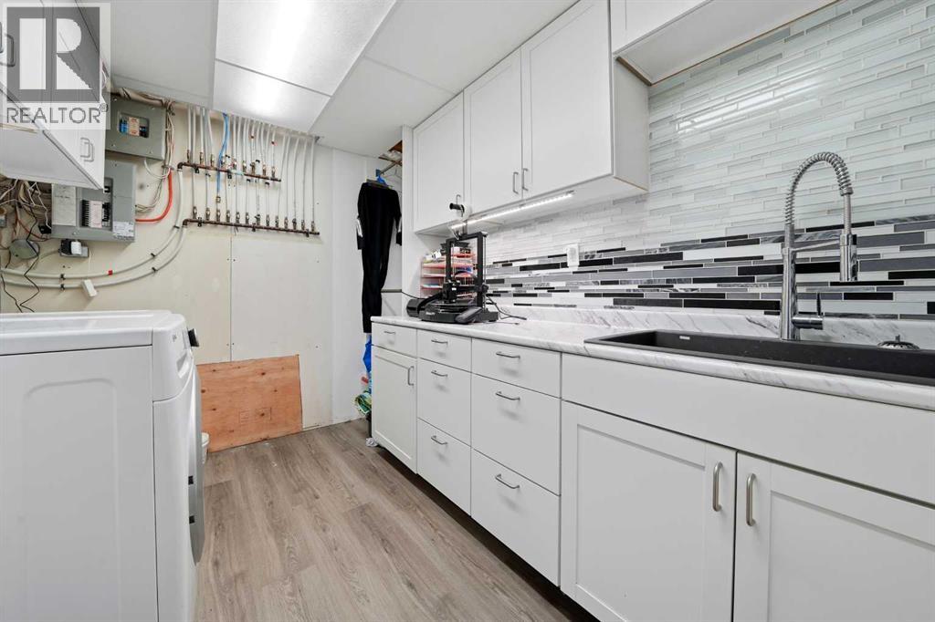 4707 44 Street, Sylvan Lake