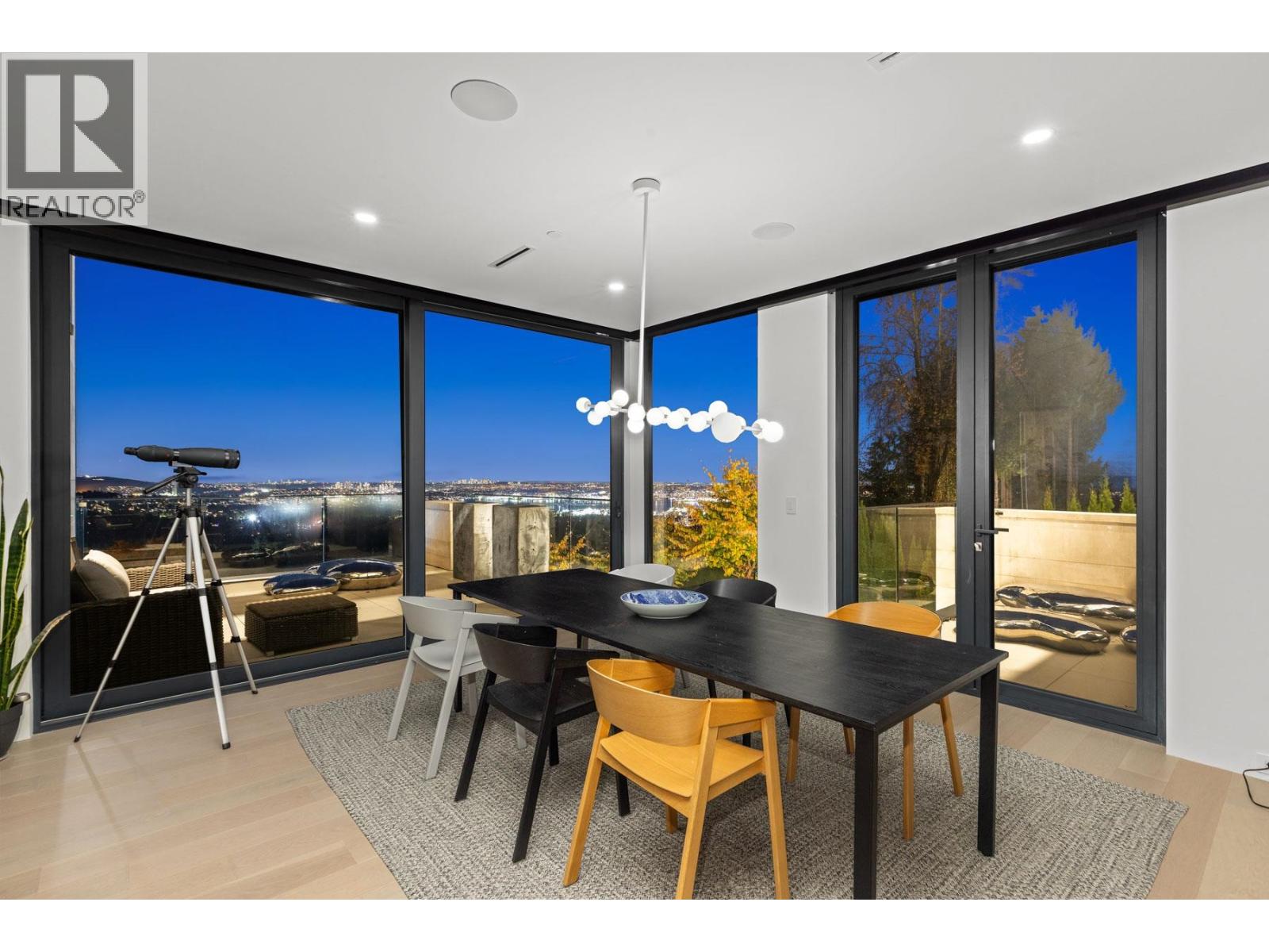 1027 MILLSTREAM ROAD, West Vancouver