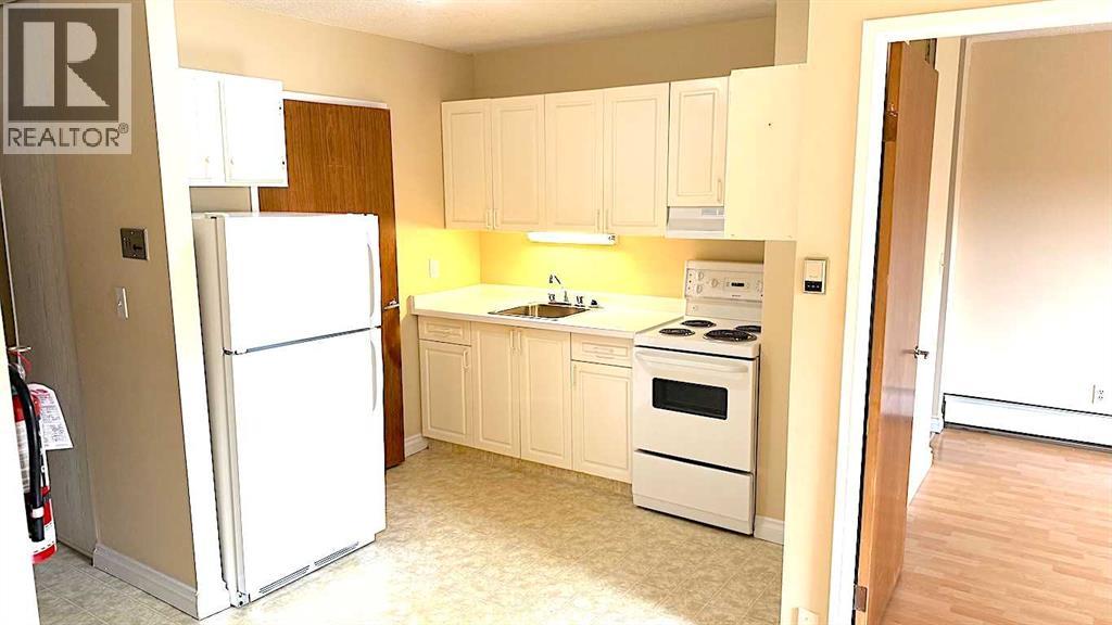 Multi-family House for Sale in   Street SW Cliff Bungalow Calgary 