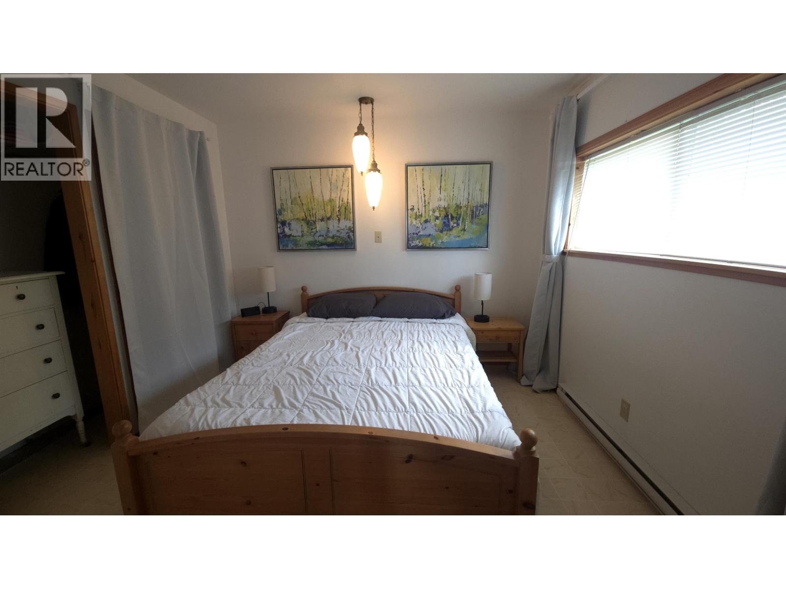 7597 NORTH POINT ROAD - 13