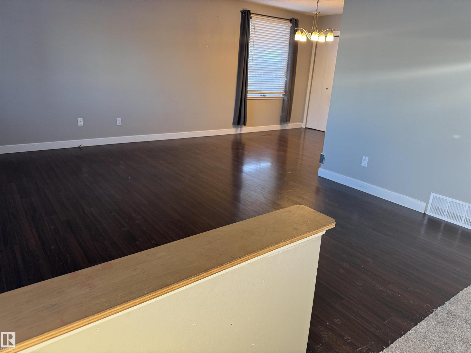 21 LUNDY PARK RD, Stony Plain