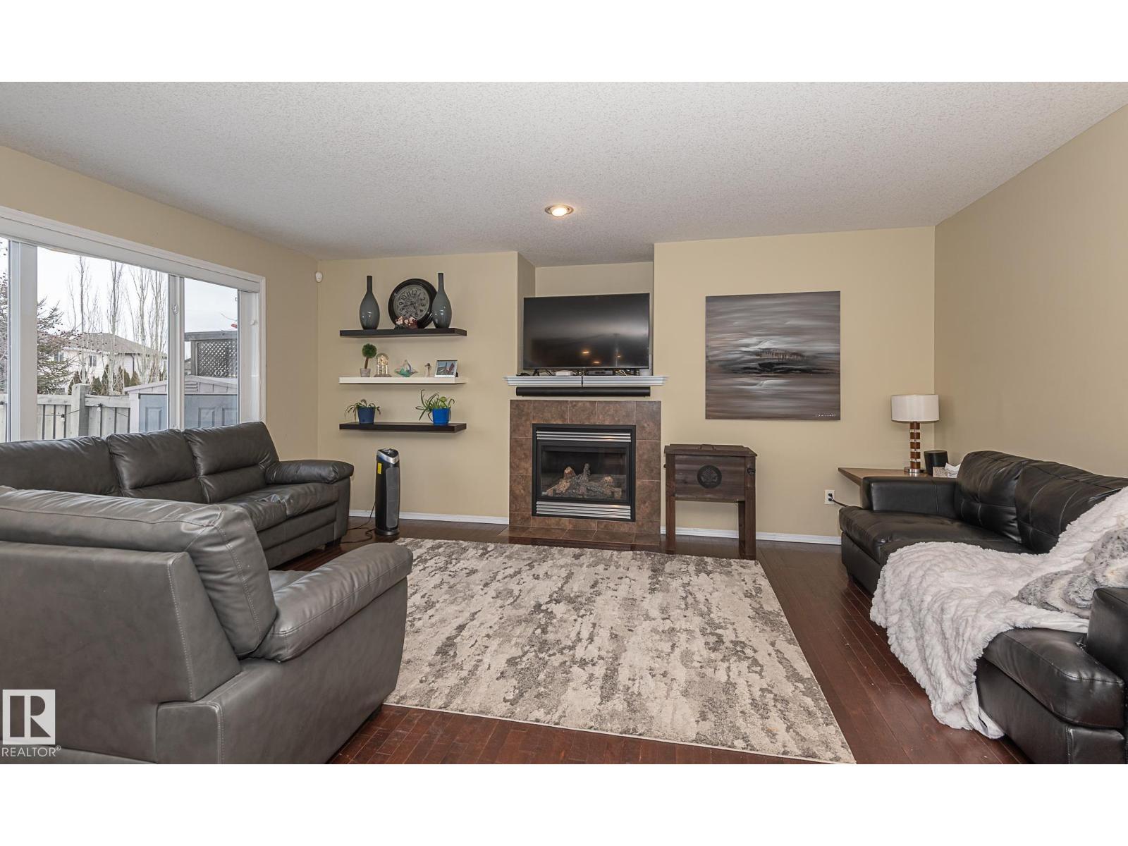 
          20628 49 AV NW
            <br/>
            <span>Edmonton</span>
            , 
            <span>AB</span>
             <span>T6M0C4</span>
         - Photo 8