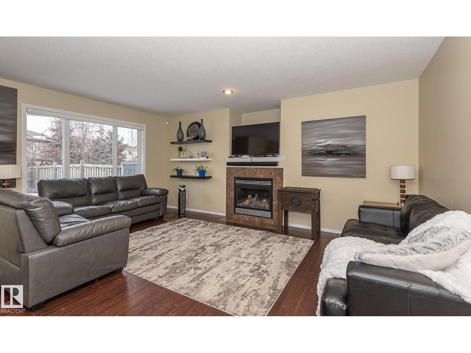
          20628 49 AV NW
            <br/>
            <span>Edmonton</span>
            , 
            <span>AB</span>
             <span>T6M0C4</span>
         - Photo 20