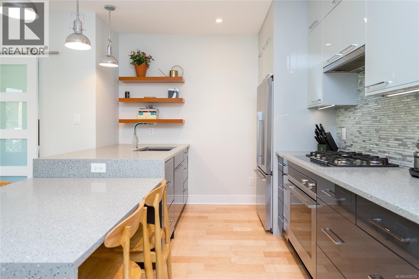 #N408 1105 PANDORA AVE - 10