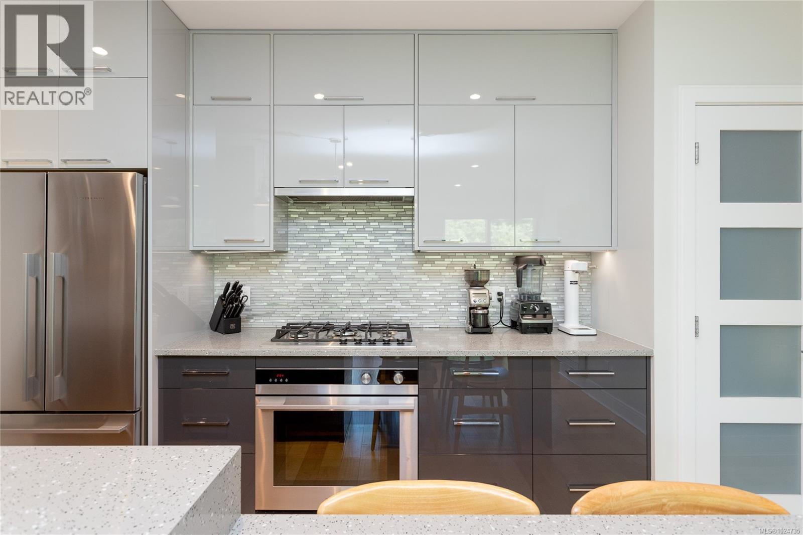 #N408 1105 PANDORA AVE - 11