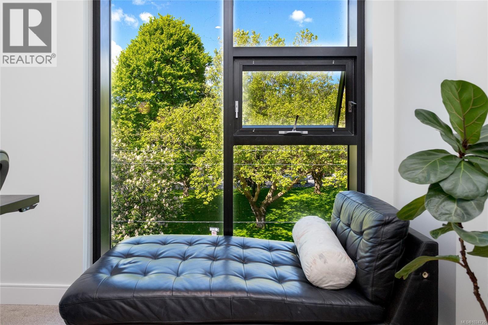 #N408 1105 PANDORA AVE - 19