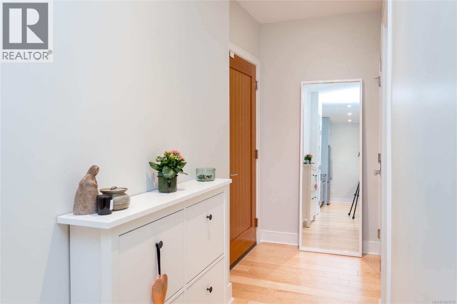 #N408 1105 PANDORA AVE - 22