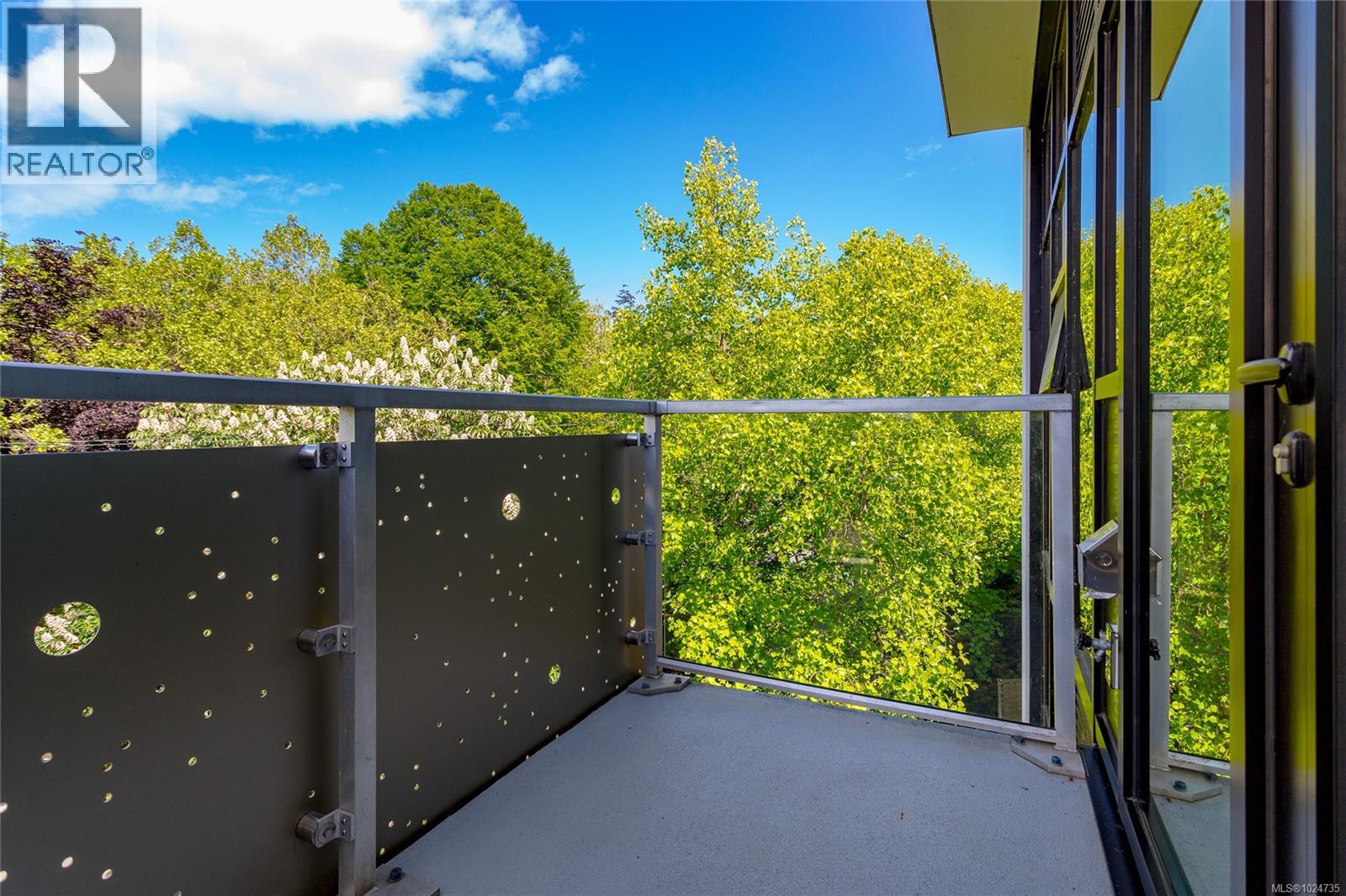 #N408 1105 PANDORA AVE - 25