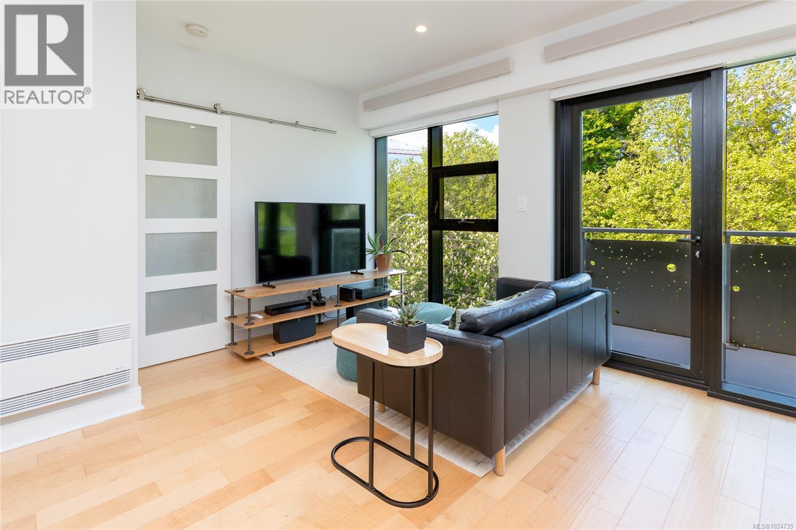 #N408 1105 PANDORA AVE - 4