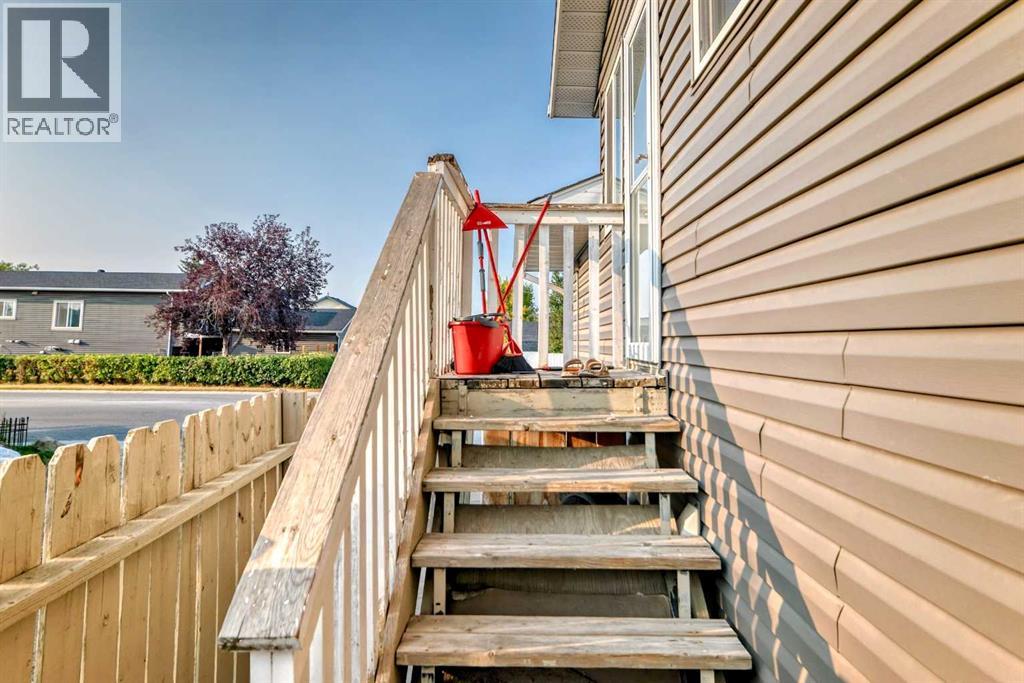 Single Family House Bi-level for Sale in  Martinwood Road NE Martindale Calgary 