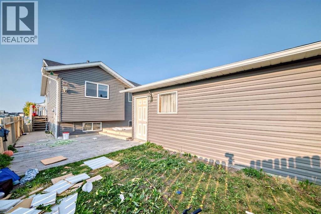 Single Family House Bi-level for Sale in  Martinwood Road NE Martindale Calgary 