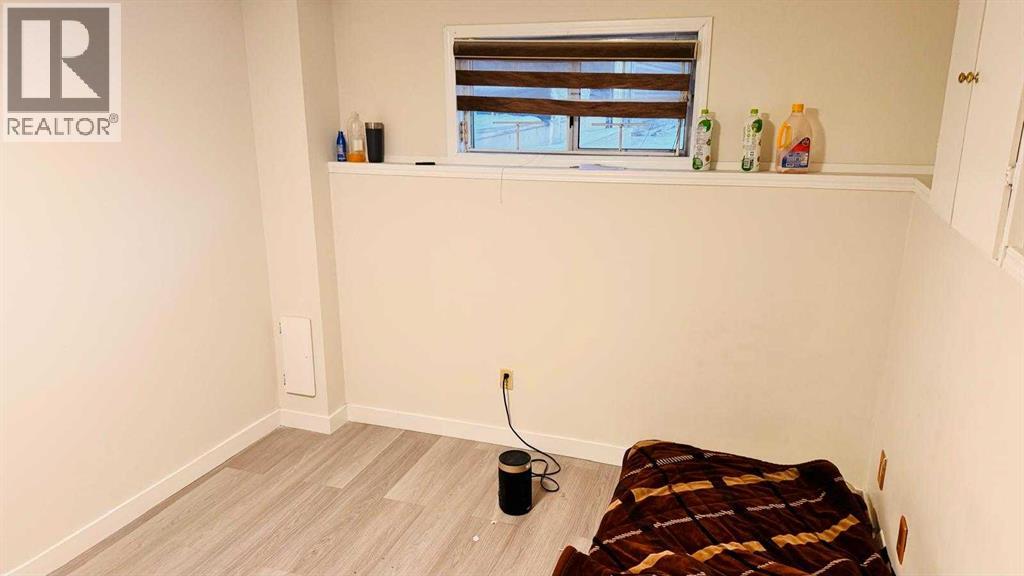 Single Family House Bi-level for Sale in  Martinwood Road NE Martindale Calgary 