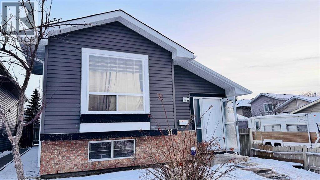 Single Family House Bi-level for Sale in  Martinwood Road NE Martindale Calgary 