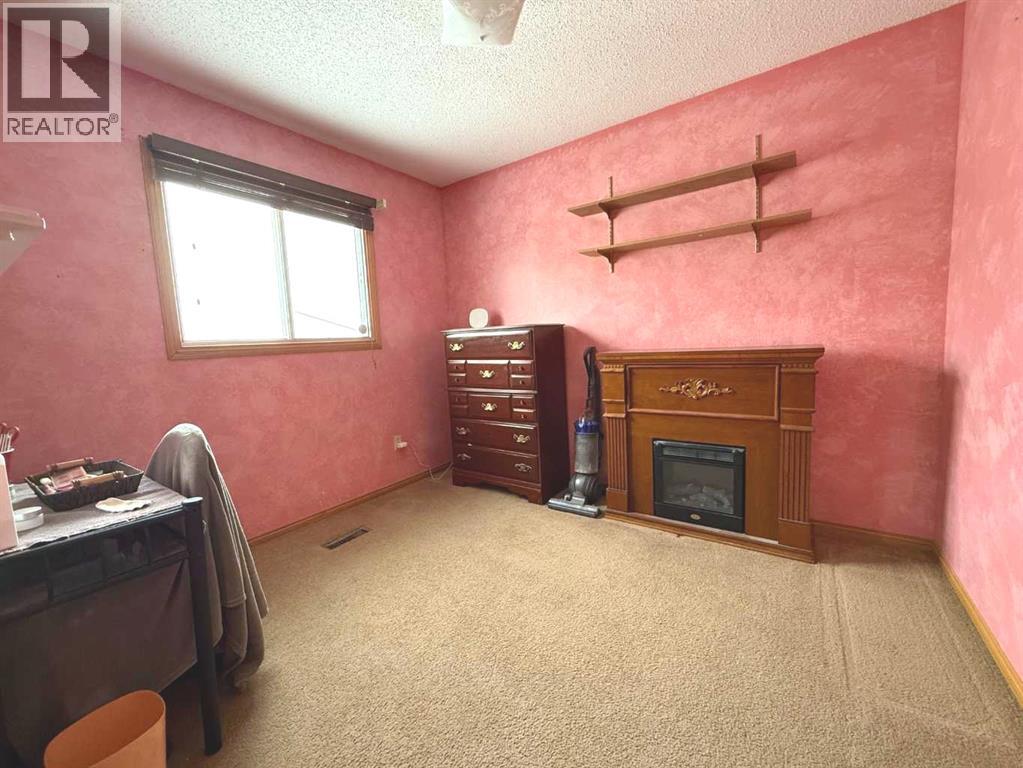 4604 Womacks, Blackfalds