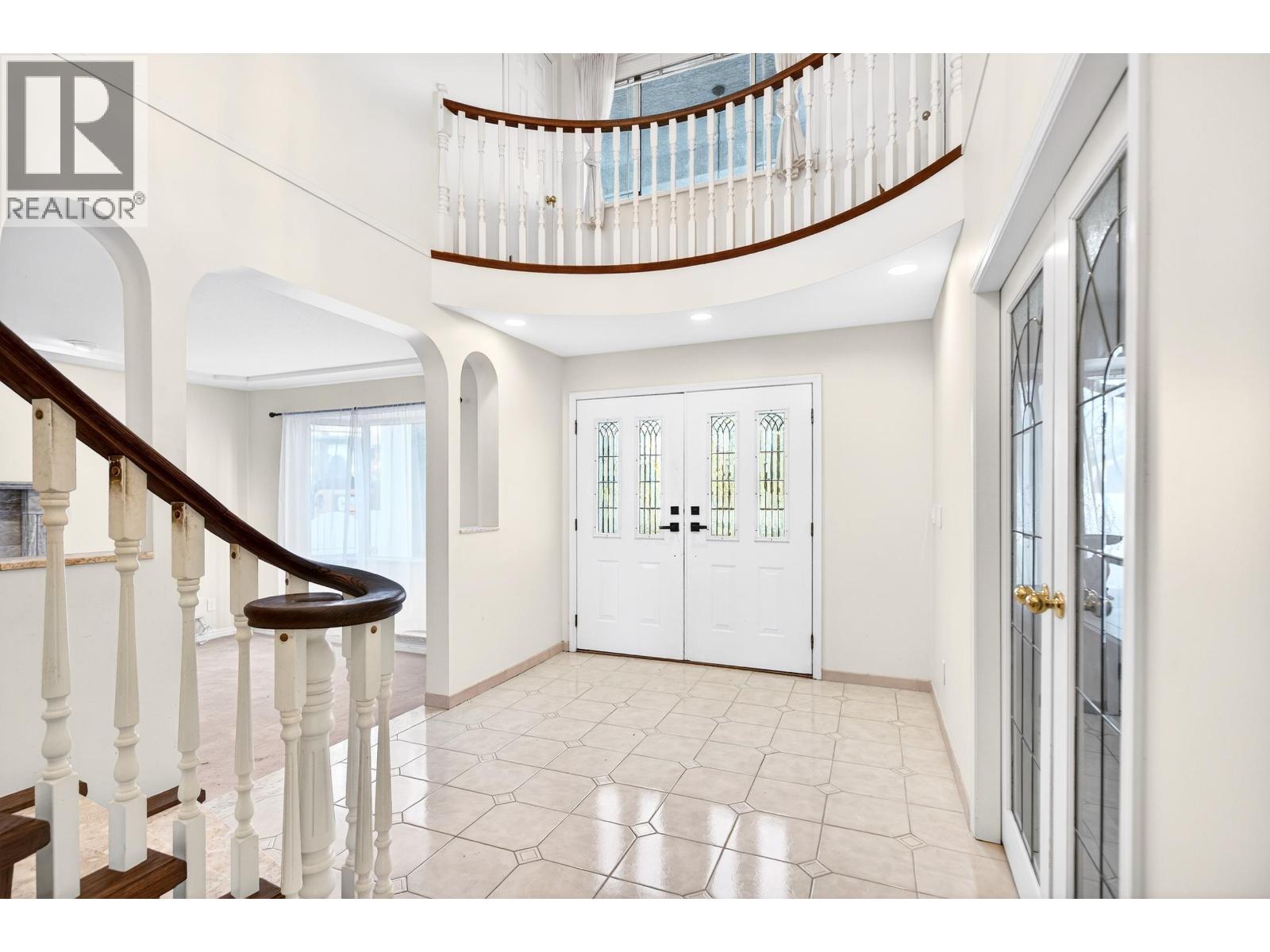 291 N SPRINGER AVENUE, Burnaby