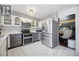 Primary Bedroom - 18 Silverstream Road, Brampton, ON L6Z3W5 Photo 14