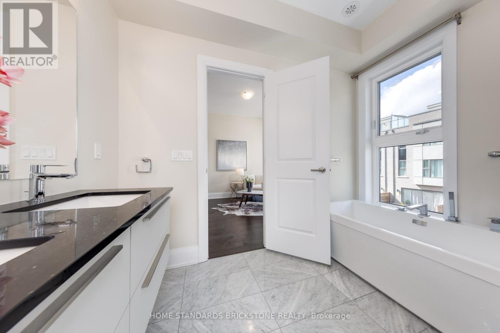 5 SMALLWOOD CIRCLE - 22