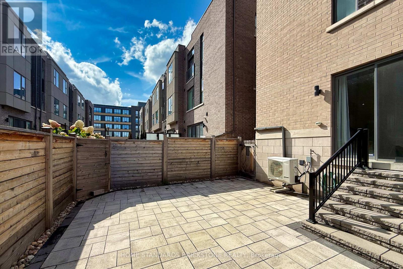 5 SMALLWOOD CIRCLE - 47