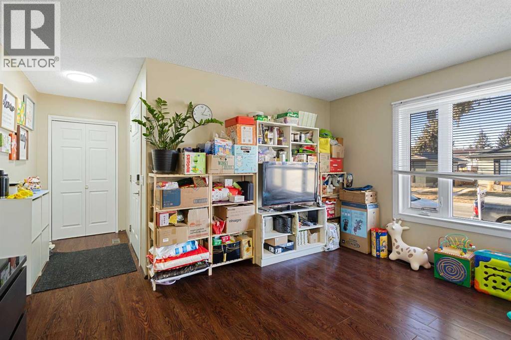 Single Family House Bungalow for Sale in  Bedford Road NE Beddington Heights Calgary 