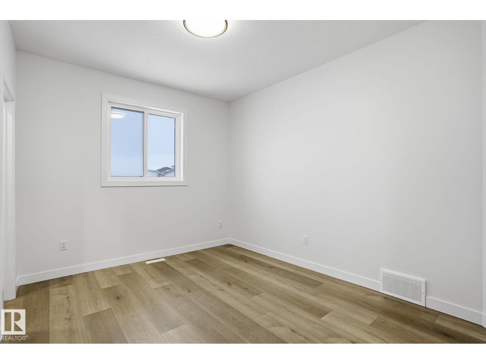 6408 26 ST NE - 28