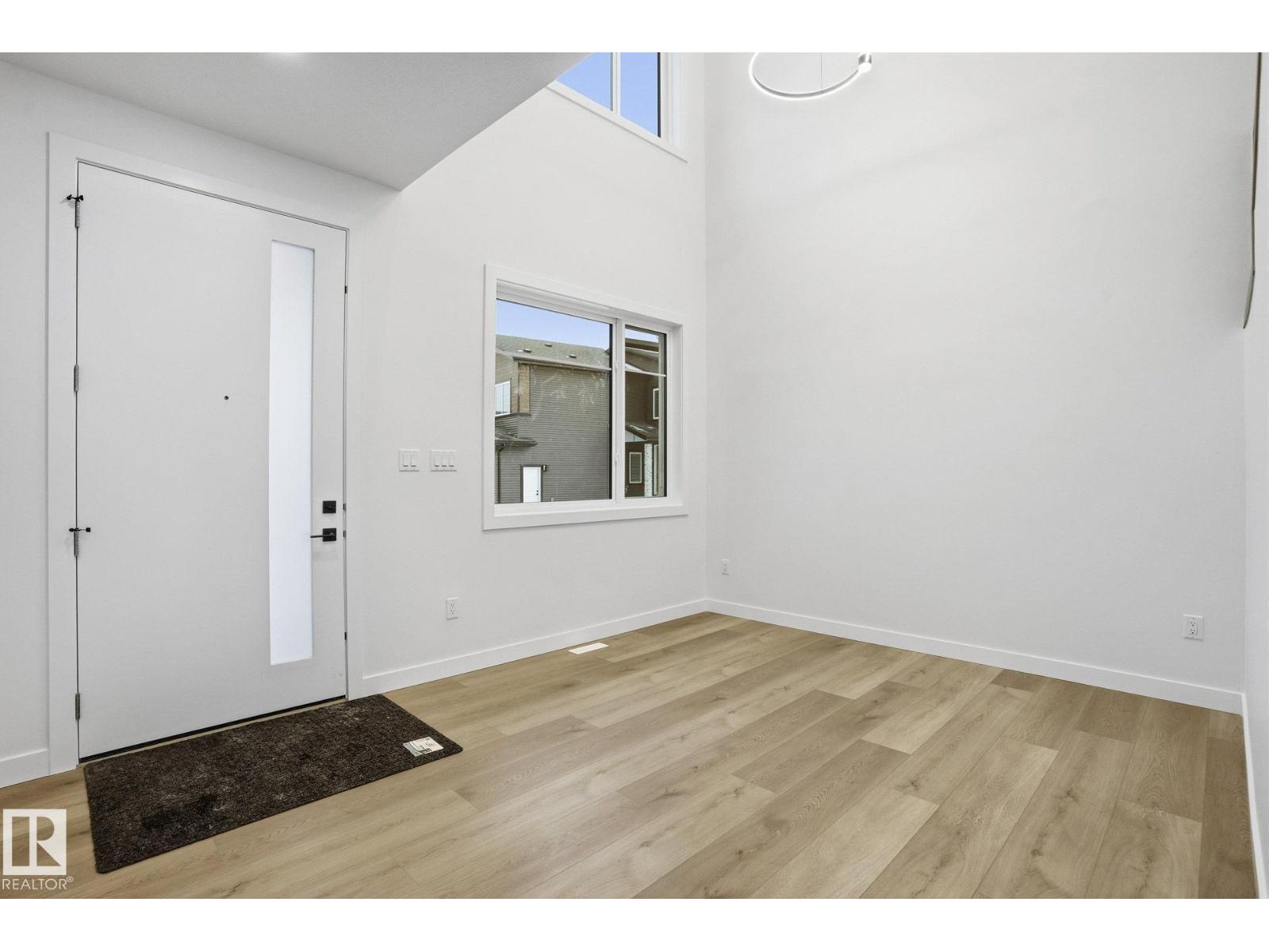 6408 26 ST NE - 3