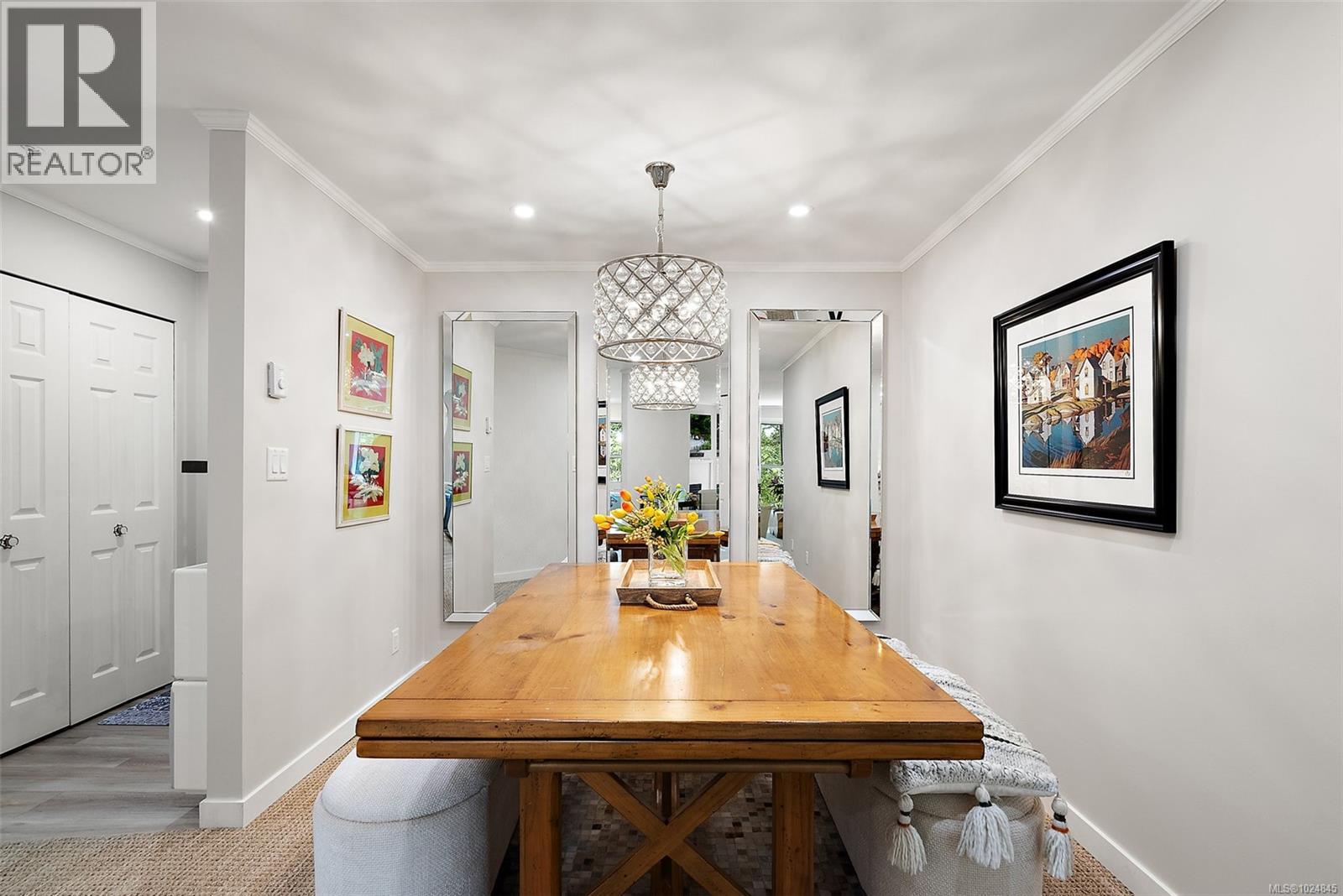 305 3363 Glasgow Avenue, Saanich