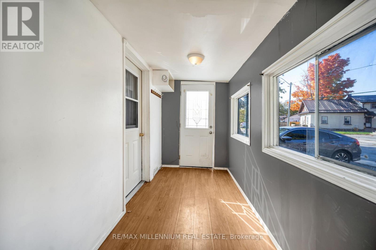173 BARRIE ROAD - 2
