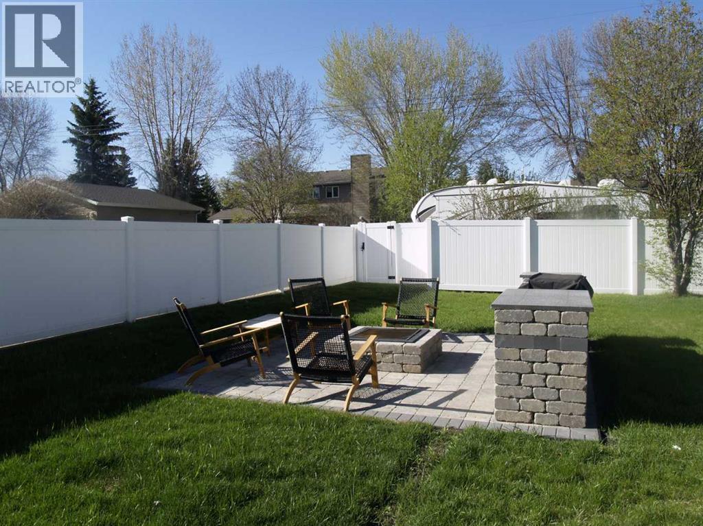 10 Pickwick Lane, Lacombe