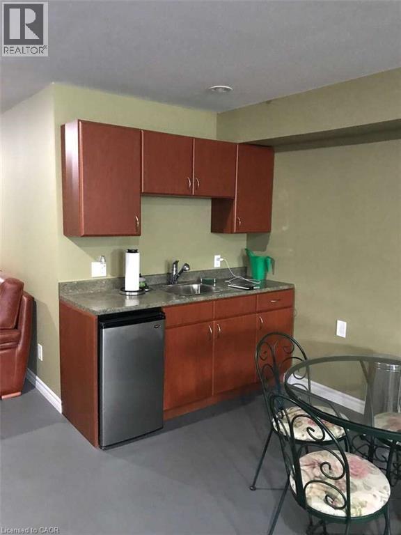 36 ELIZABETH Drive - 29