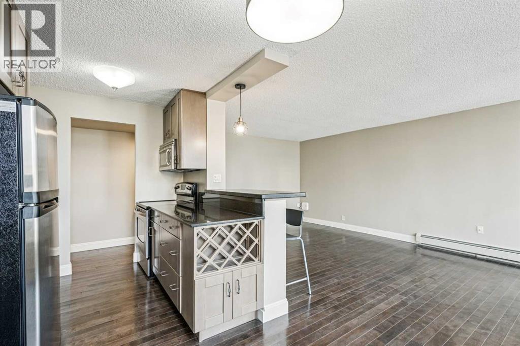 Single Family House for Sale in    Avenue SW Beltline Calgary 