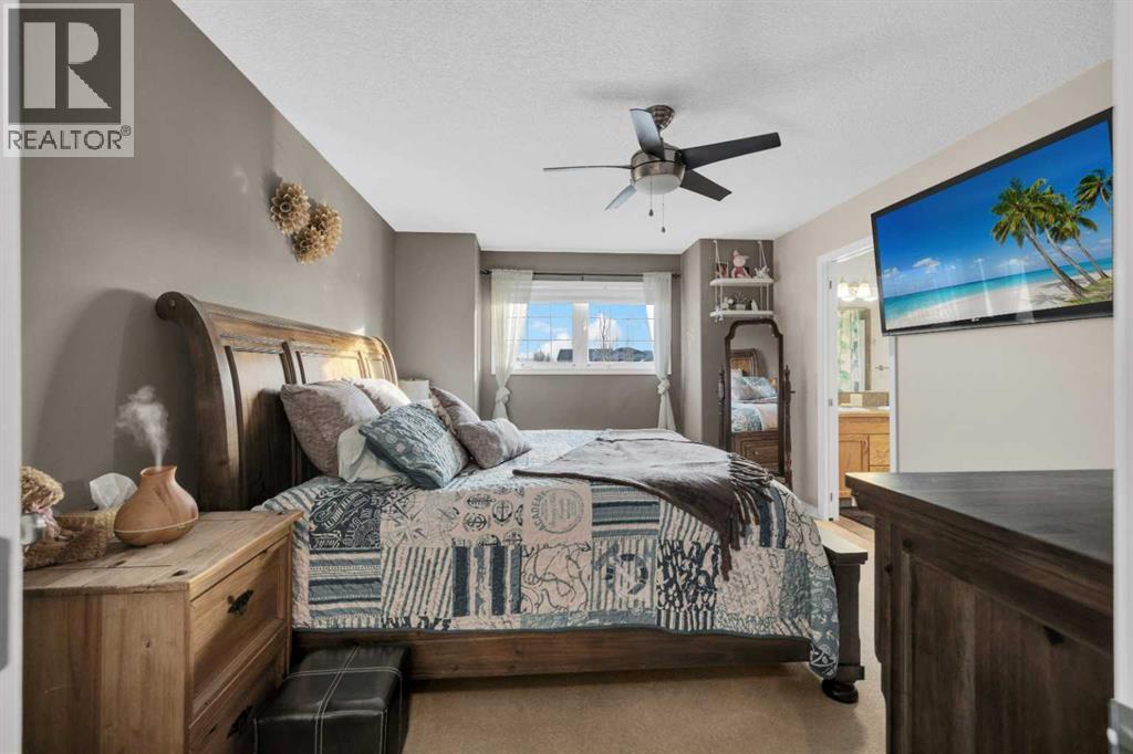 24 Lincoln Street South, Sylvan Lake