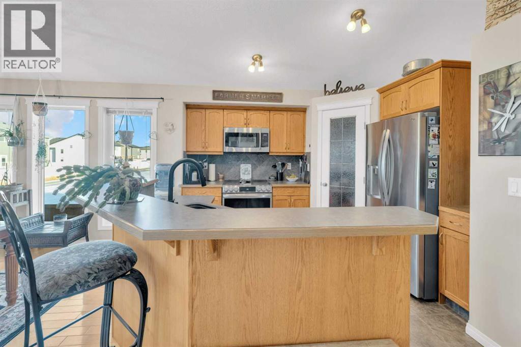 24 Lincoln Street South, Sylvan Lake