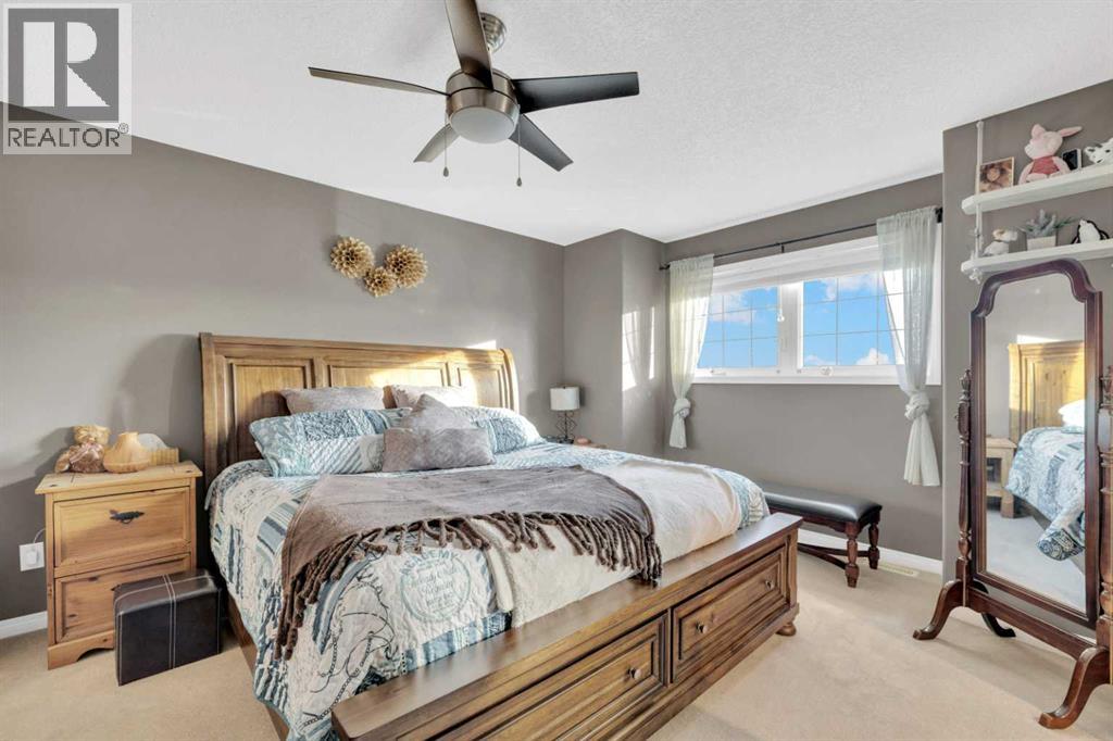 24 Lincoln Street South, Sylvan Lake