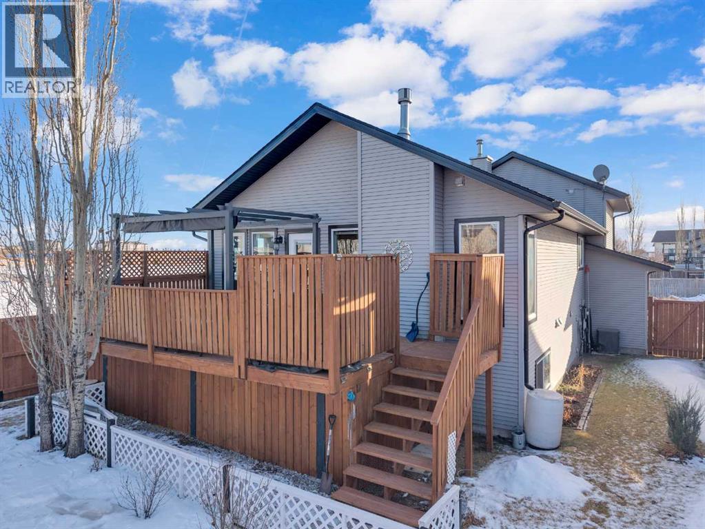 24 Lincoln Street South, Sylvan Lake